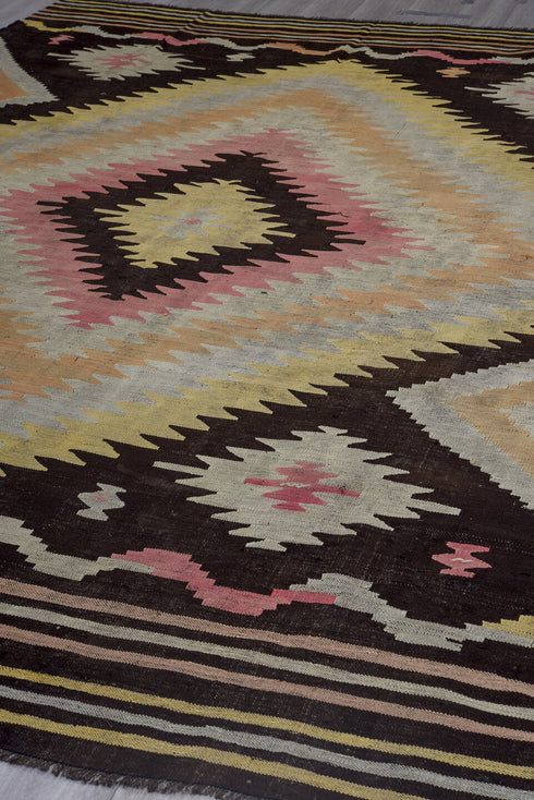 Antique Kilim Area Rug (8' x 11')